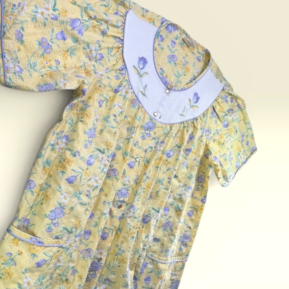 Vintage Barbizon Snap Front House Dress Women 2XL Grannycore Floral Seersucker